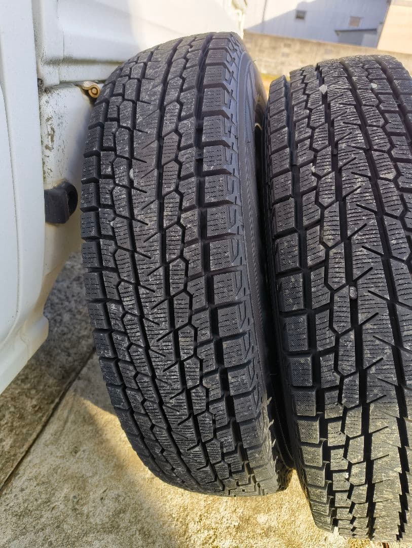 ジムニー 64 スタッドレスタイヤ 1シーズン使用185/60R14