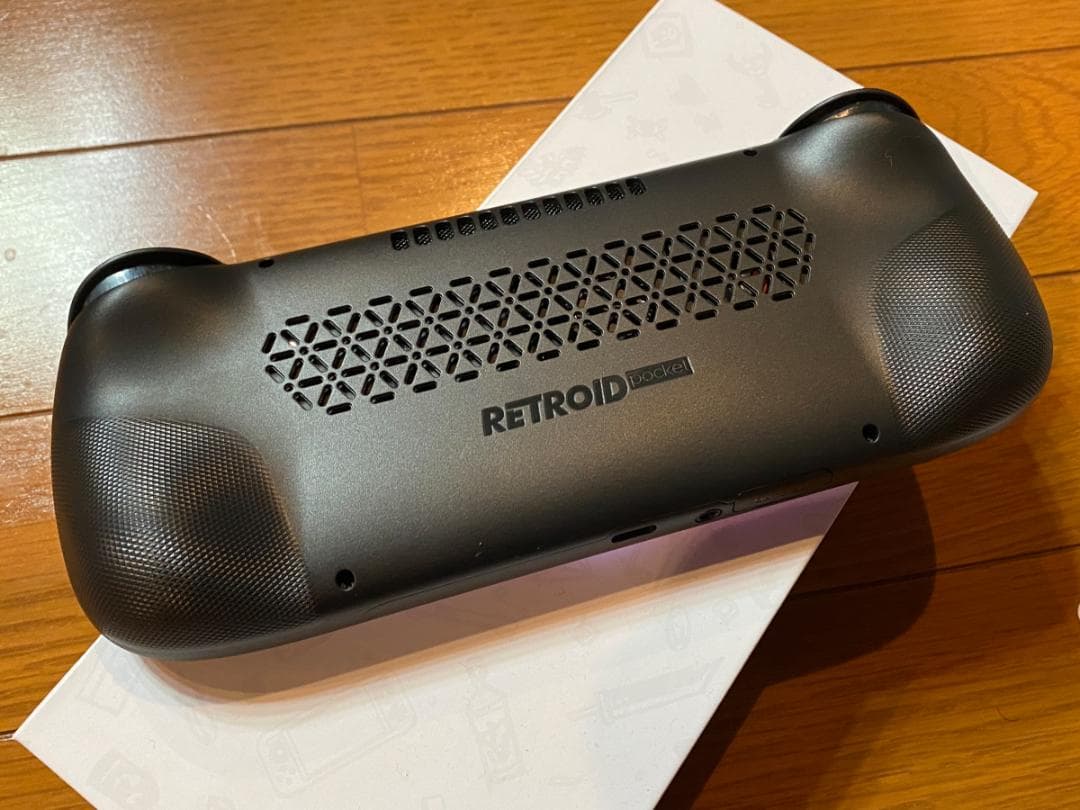 【ほぼ新品】Retroid Pocket G2 Android 中華ゲーム機 黒