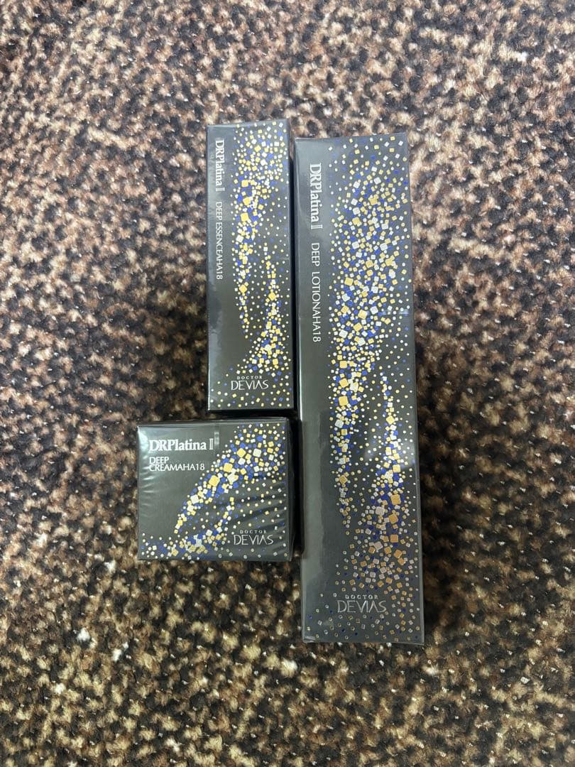 ドクターデヴィアス　プラチナディープ　ローション、エッセンス、クリーム　化粧水