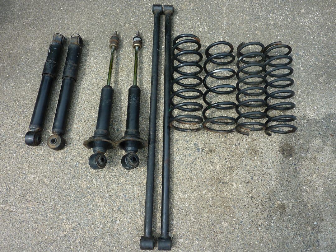 ジムニー JA22W 足回り サス ショック ラテラル 一式 カヤバ トキコ