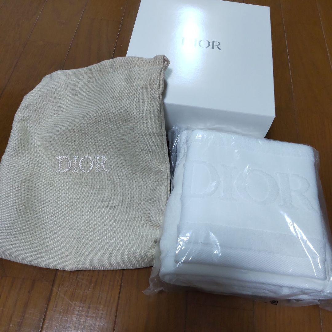 ディオールDIOR新品ジャドールヘアミスト、ブラシ、タオルなどノベルティセット