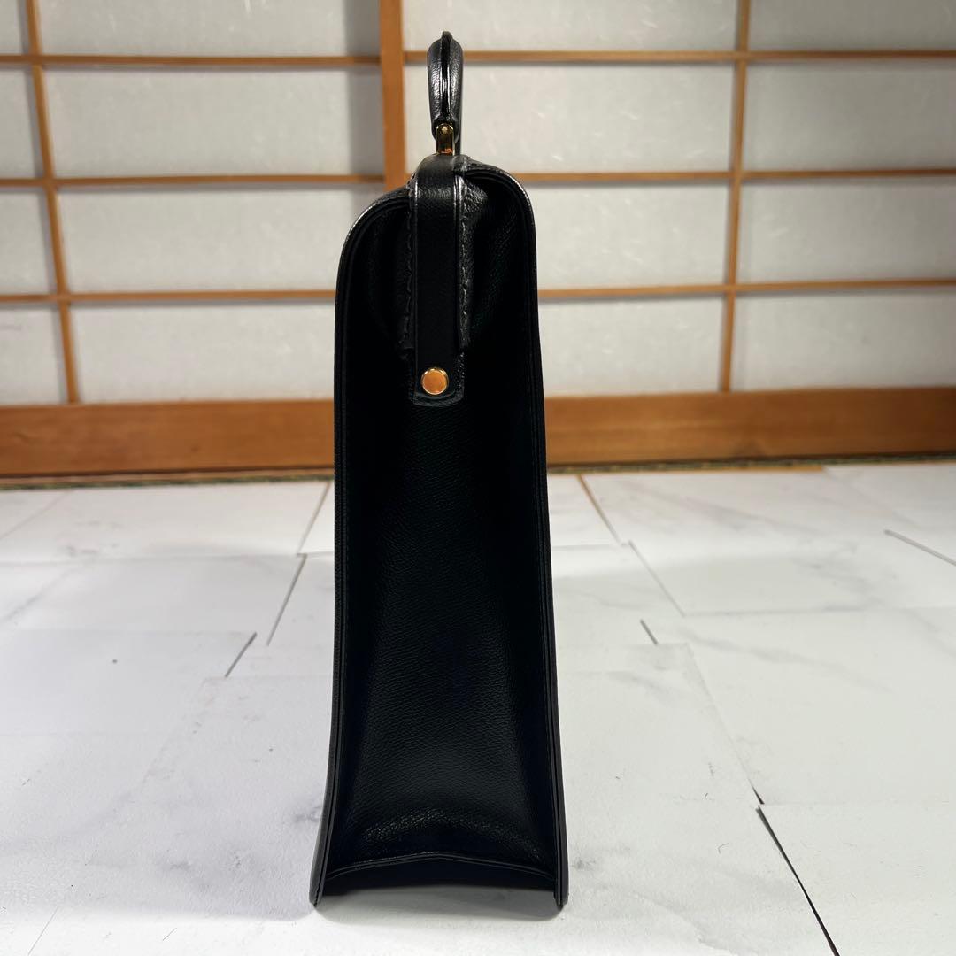 新品タグ付 イヴサンローラン ダレスバッグ レザー　黒 A4 デッドストック