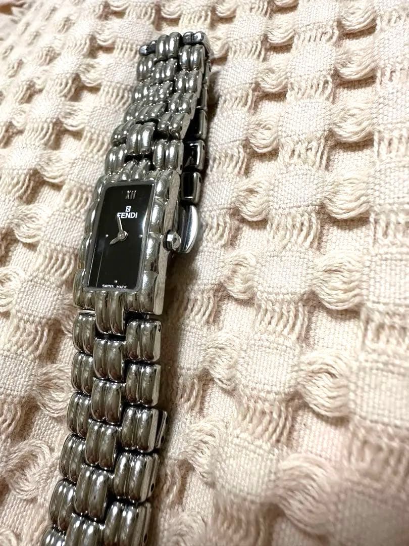 【美品】FENDI フェンディ 660L クウォーツ 時計 文字盤ブラック