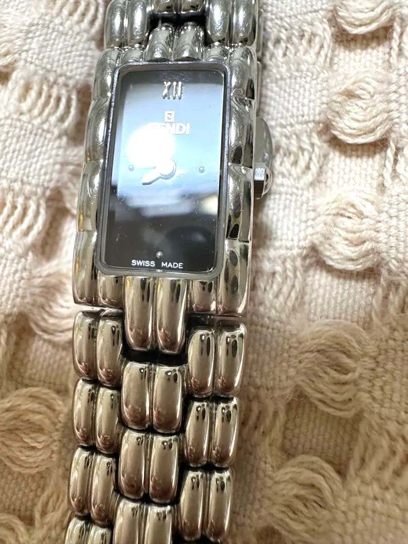 【美品】FENDI フェンディ 660L クウォーツ 時計 文字盤ブラック