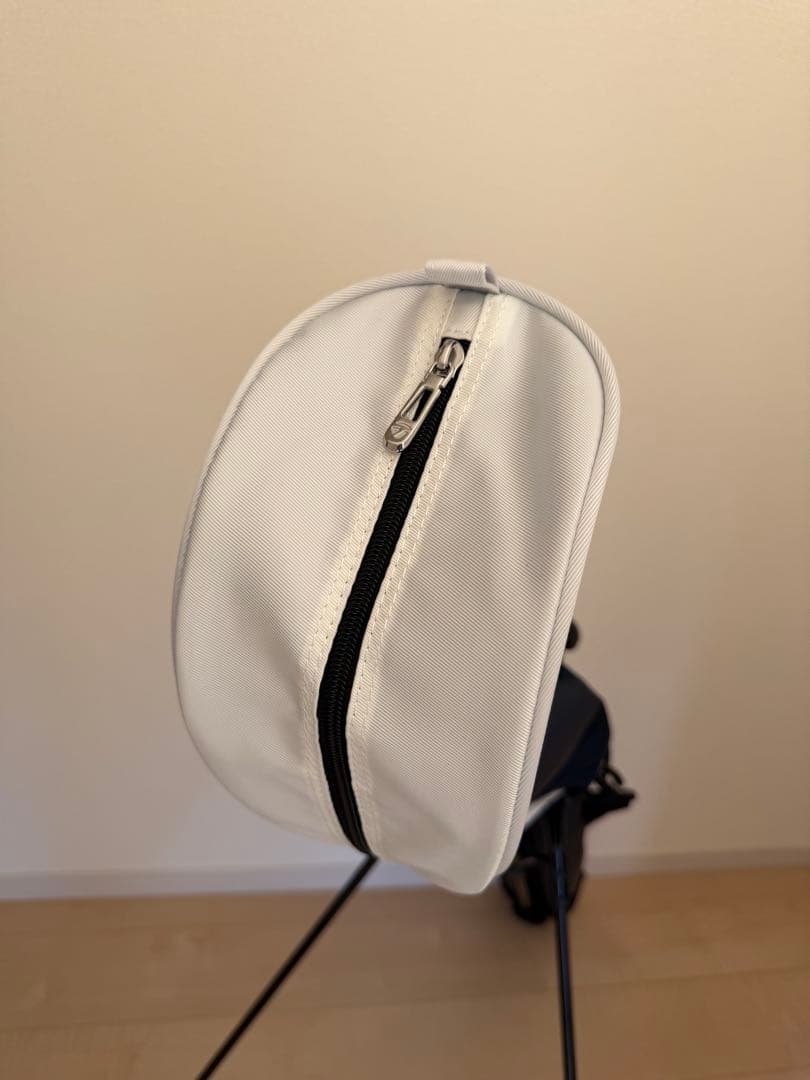 TaylorMade ゴルフバッグ セルフスタンド　　新品未使用