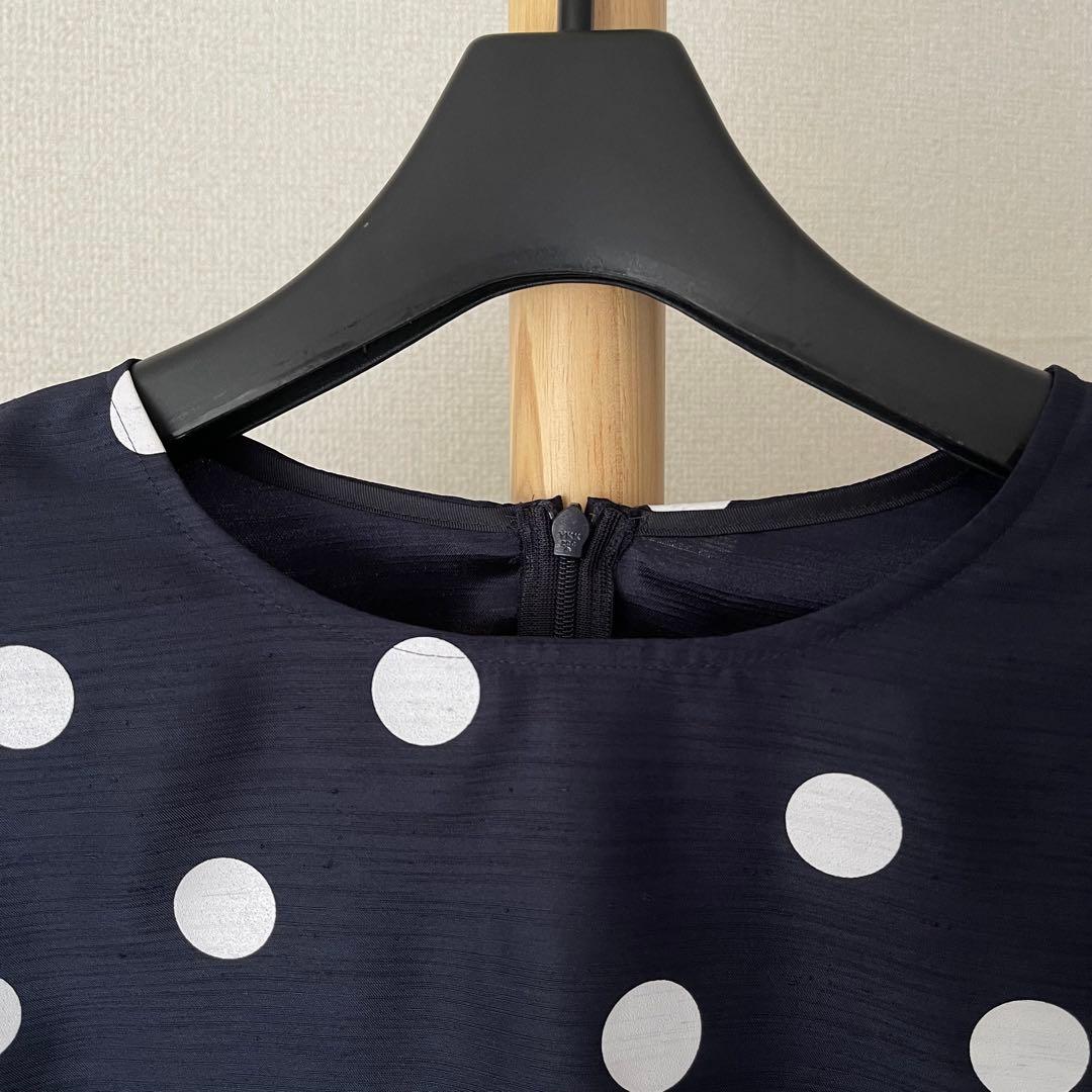 極美品 NOBLE ドットプリントシャンタンブラウス ノーブル ネイビー系