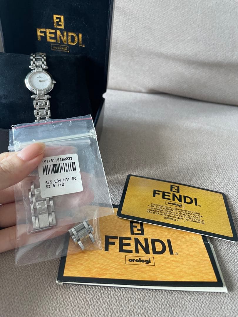 FENDI シルバー 美品