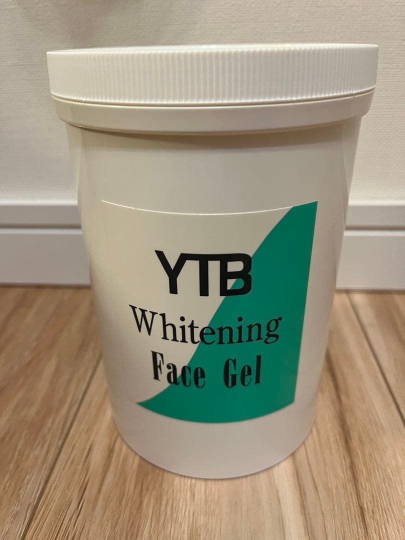 YTB カリスマ　ホワイトニングフェイスジェル 未開封品　1000g
