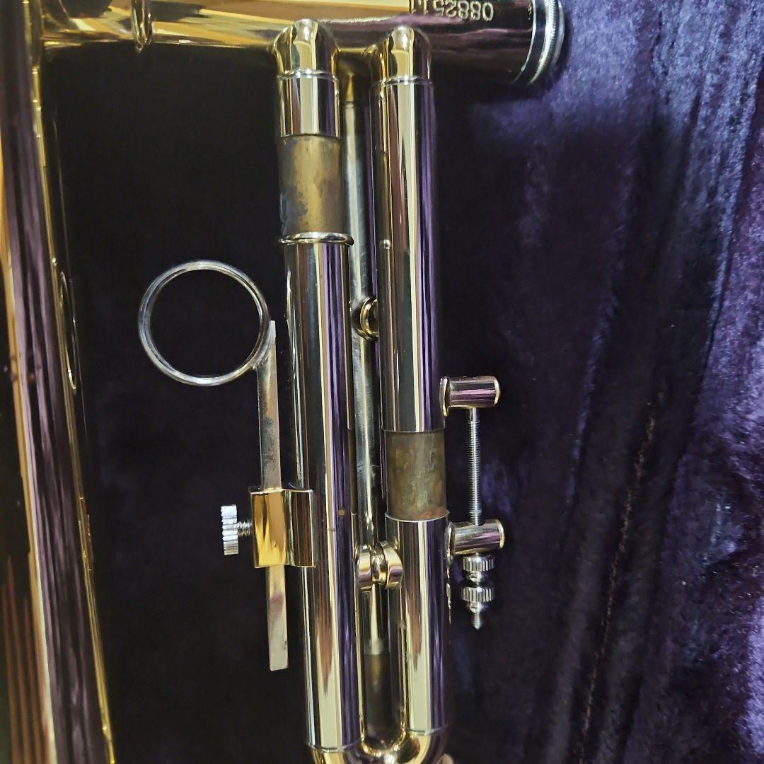 トランペット 本体 金色 ハードケース付き