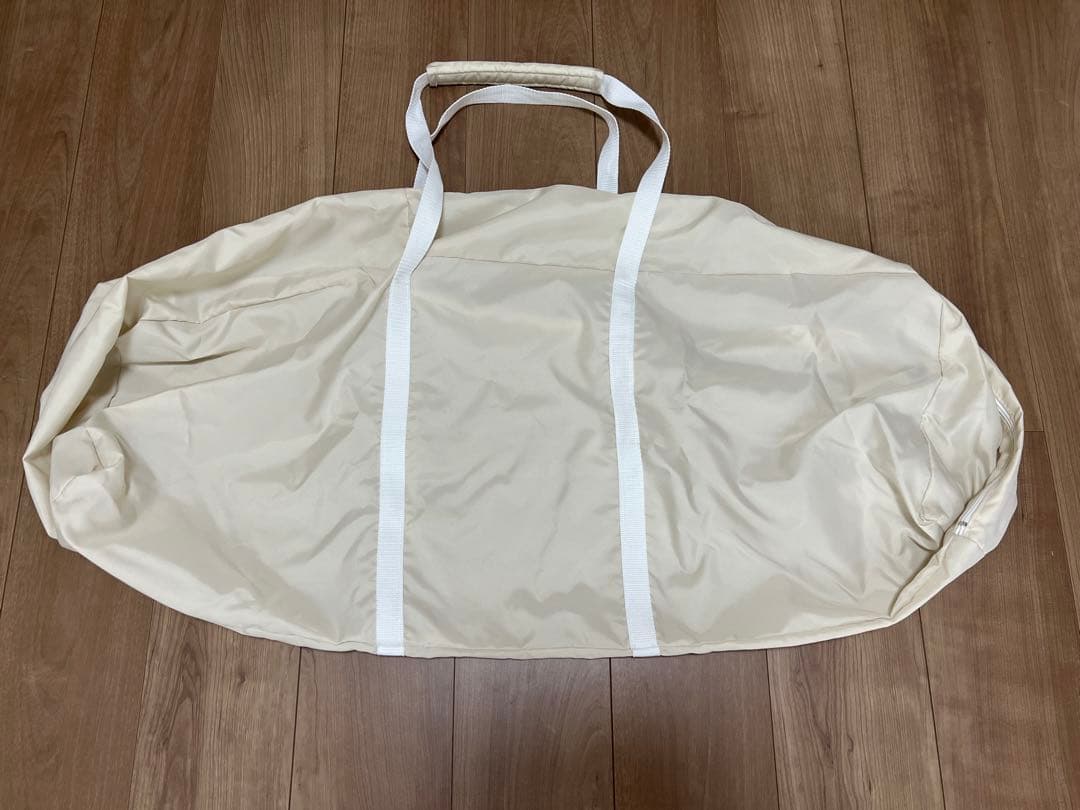 【ココネルエアー　アップリカ　たためるベビーベッド　折りたたみ】