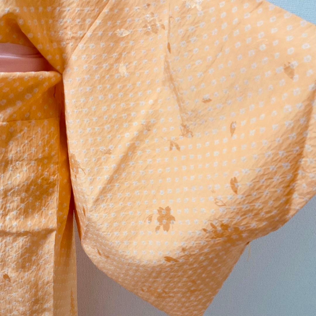 長襦袢　絞り　オレンジ系　薄いオレンジ　桜　花びら　正絹　身幅広め