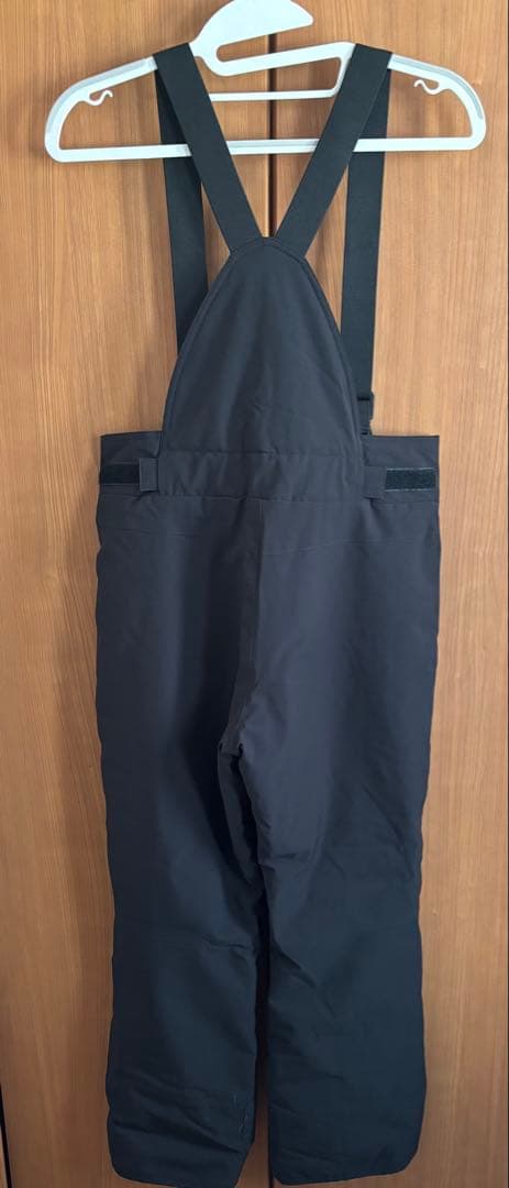 Phenixのスキーウェア、スノーボードウェアの上下セット