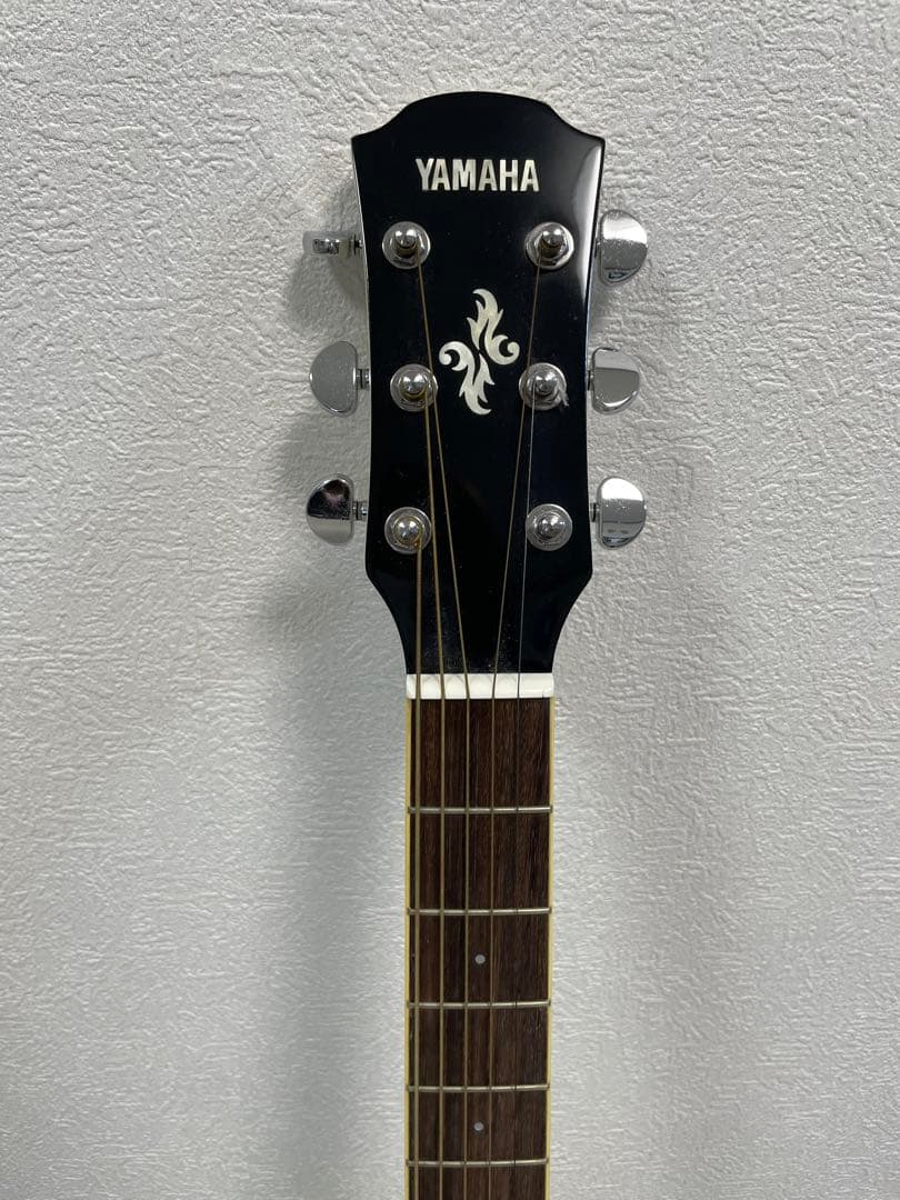 Yamaha FX600 ホワイトアコースティックギター