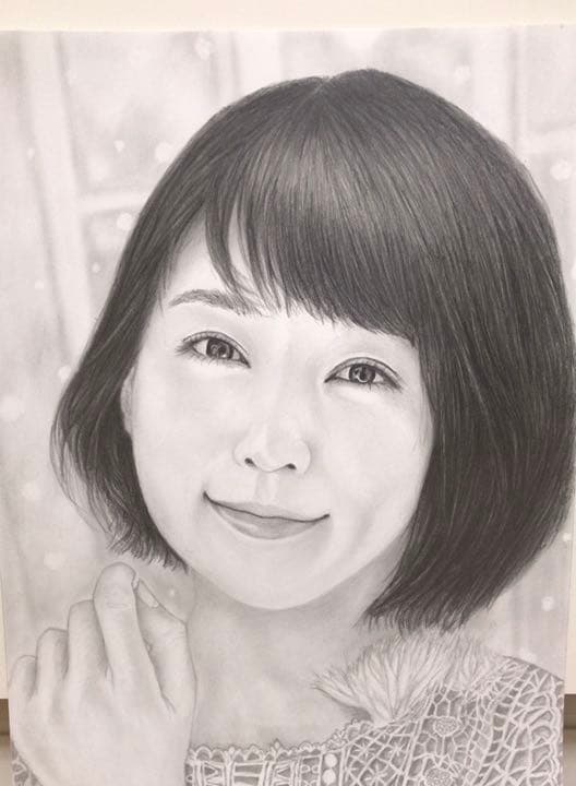 精密鉛筆画　女優さん　額縁付　インテリアに