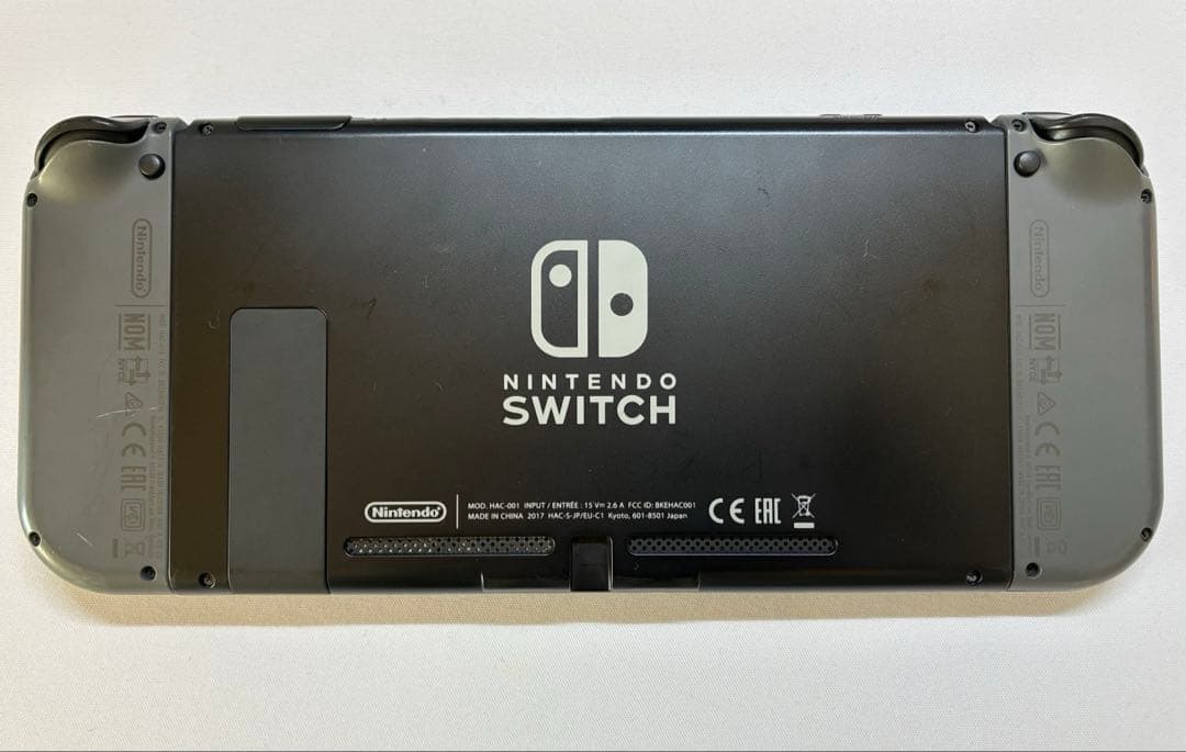 Nintendo Switch 本体とドック【ニンテンドースイッチ】