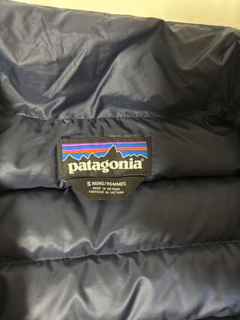 patagonia ダウンベスト ネイビー 品番84622 サイズＳ 18年
