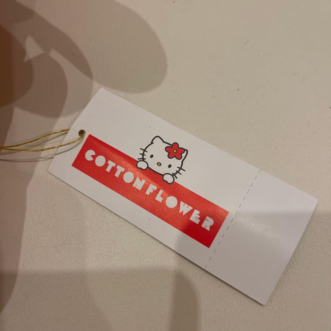 【最終値下げ】コットンフラワー柄キティーちゃん