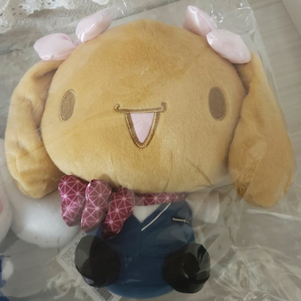 ✨限定✨☺️新品・未開封☺️★駅員 シナモロールとパーサー モカのぬいぐるみ★