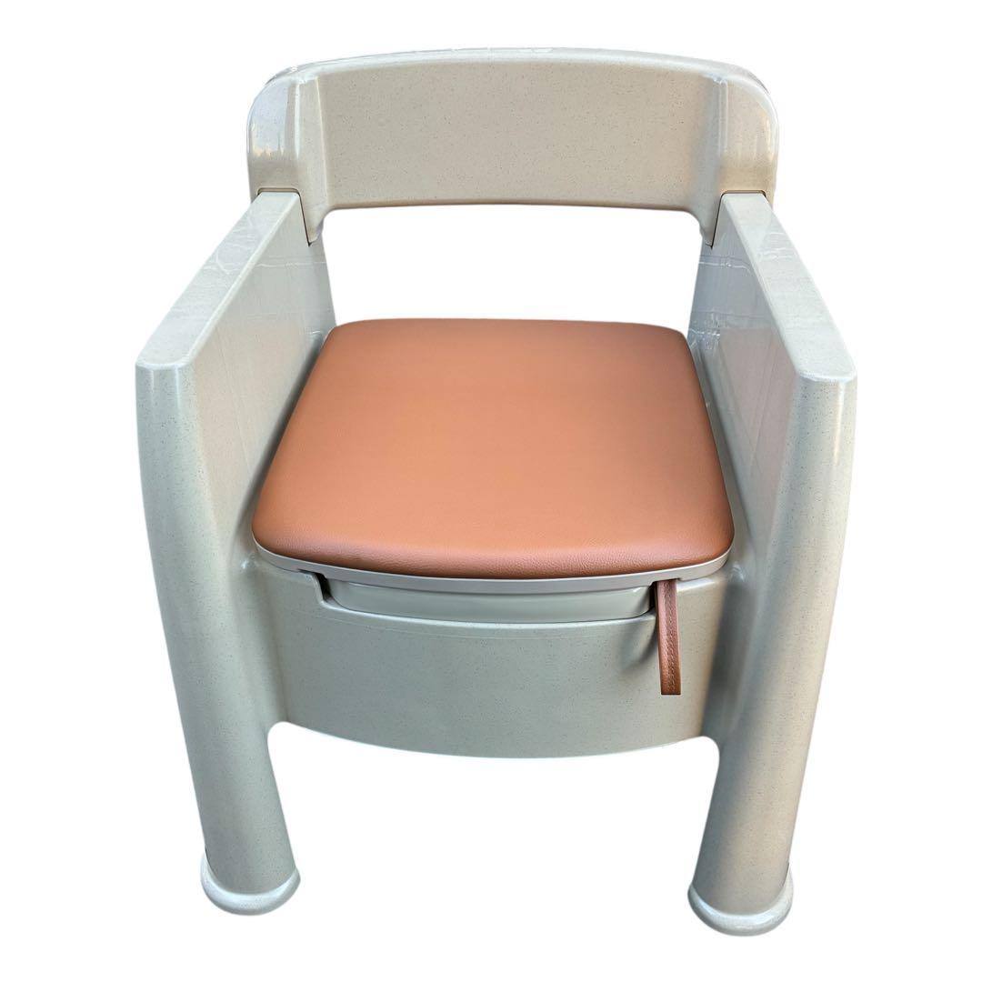 【未使用品】アロン化成　背付ポータブルトイレ　楽立ＡＤ　介護用