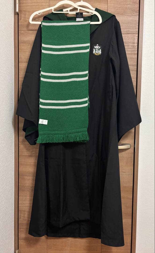 Kana様【正規品】ハリー・ポッター スリザリンローブ・マフラーセット　Mサイズ