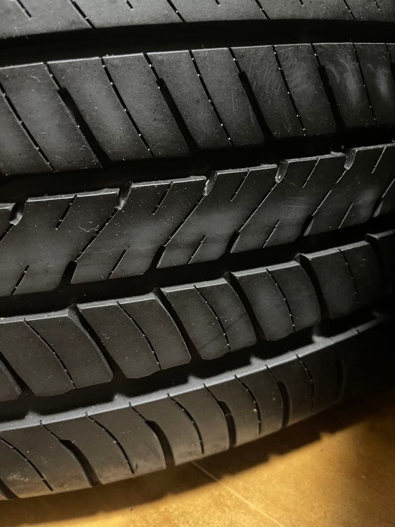 ハリアー60系純正ホイールタイヤ18インチ．