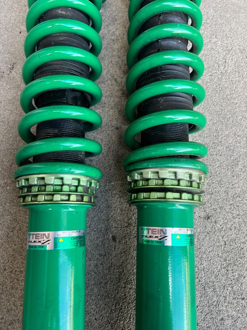 クラウンAWS210 TEIN FLEX Z 車高調整式サスペンション