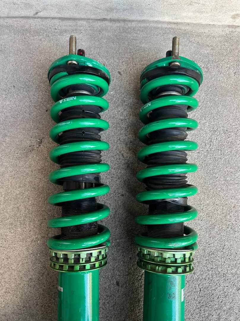 クラウンAWS210 TEIN FLEX Z 車高調整式サスペンション