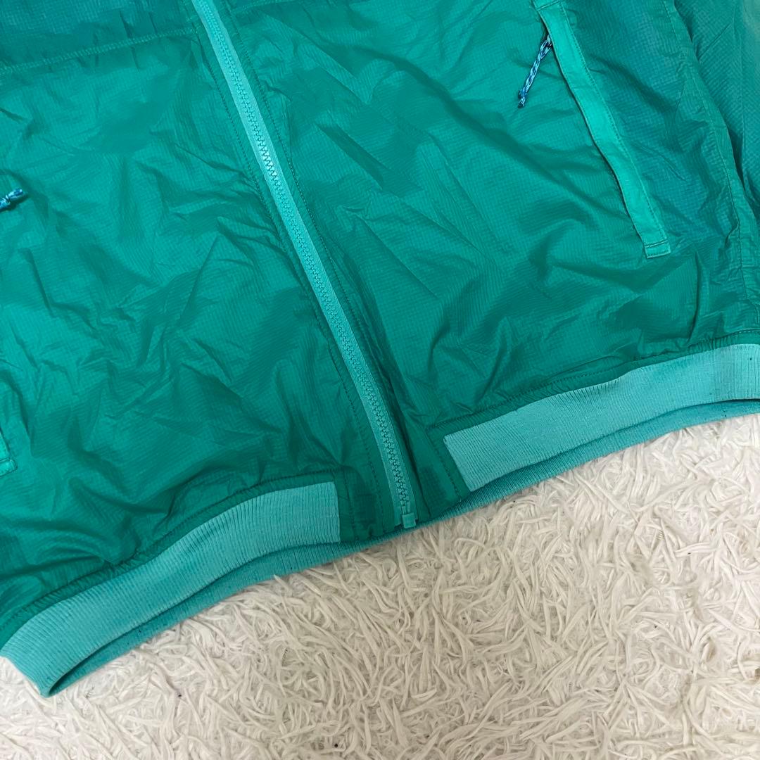 patagonia ロゴ入りリバーシブルブルゾン　ジャンパー　フリース　緑　青