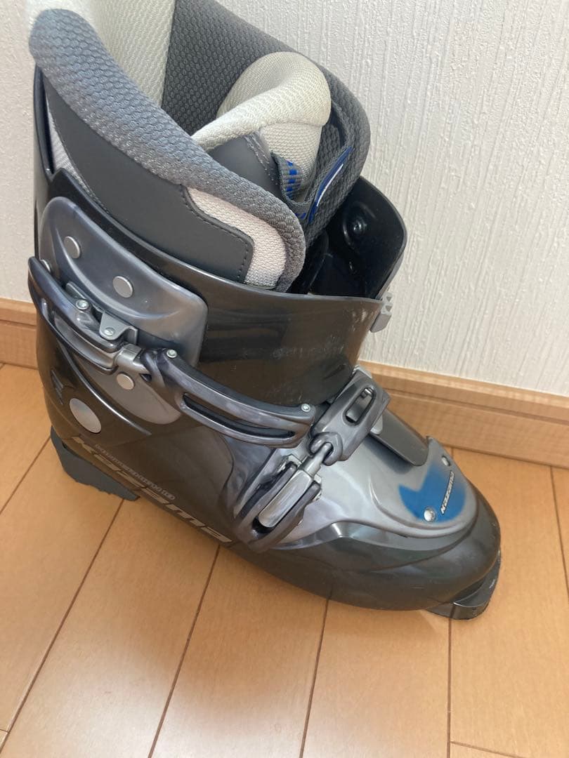 スキー用ブーツ グレー