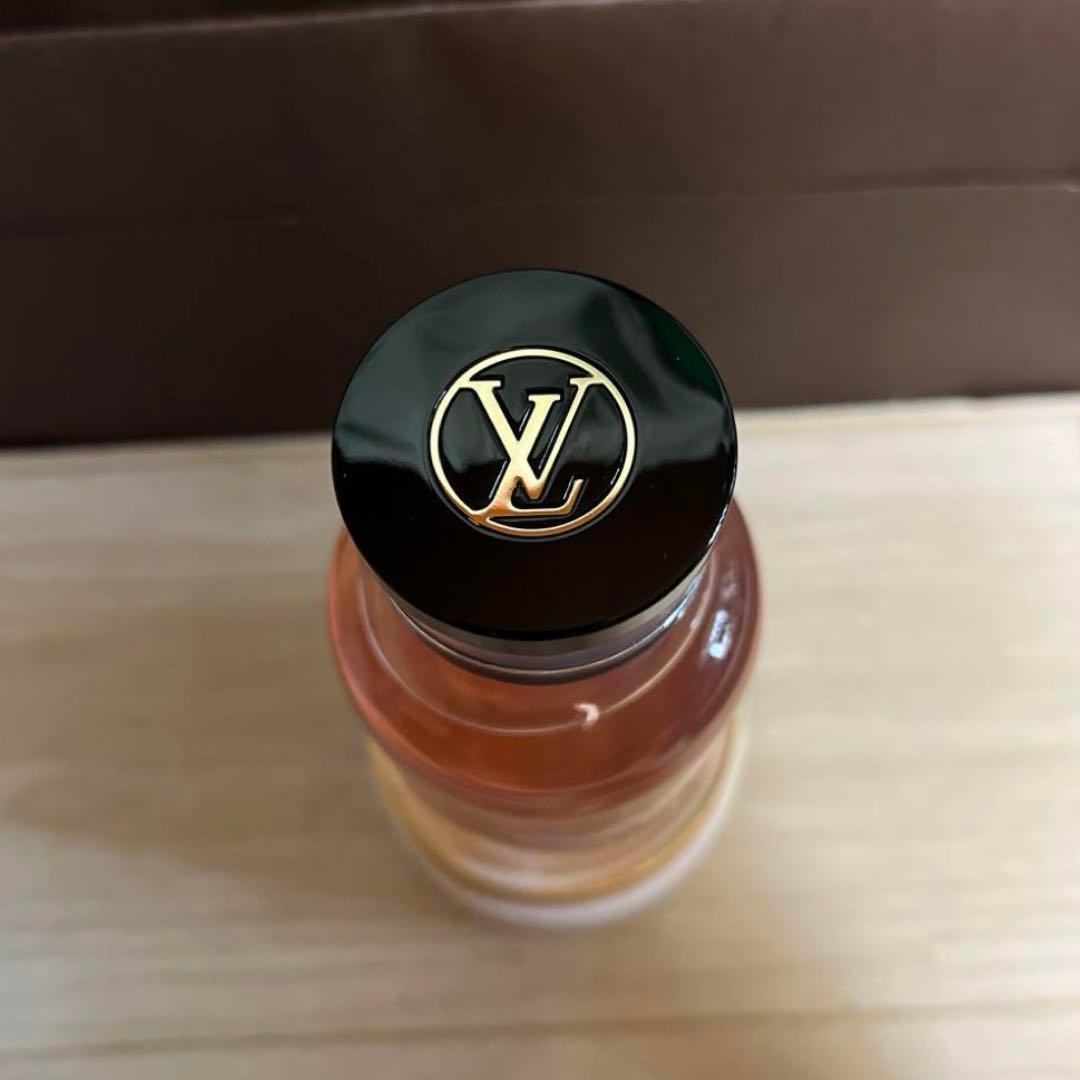 【ほぼ新品】LOUIS VUITTON SPELL ON YOU 香水