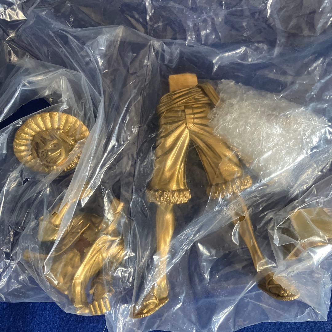 ワンピース フィギュアジャンプ50周年 アニバーサリー ゴールド