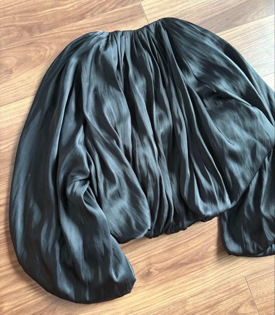 weakend ウィークエンド　サテンブルゾン　Black