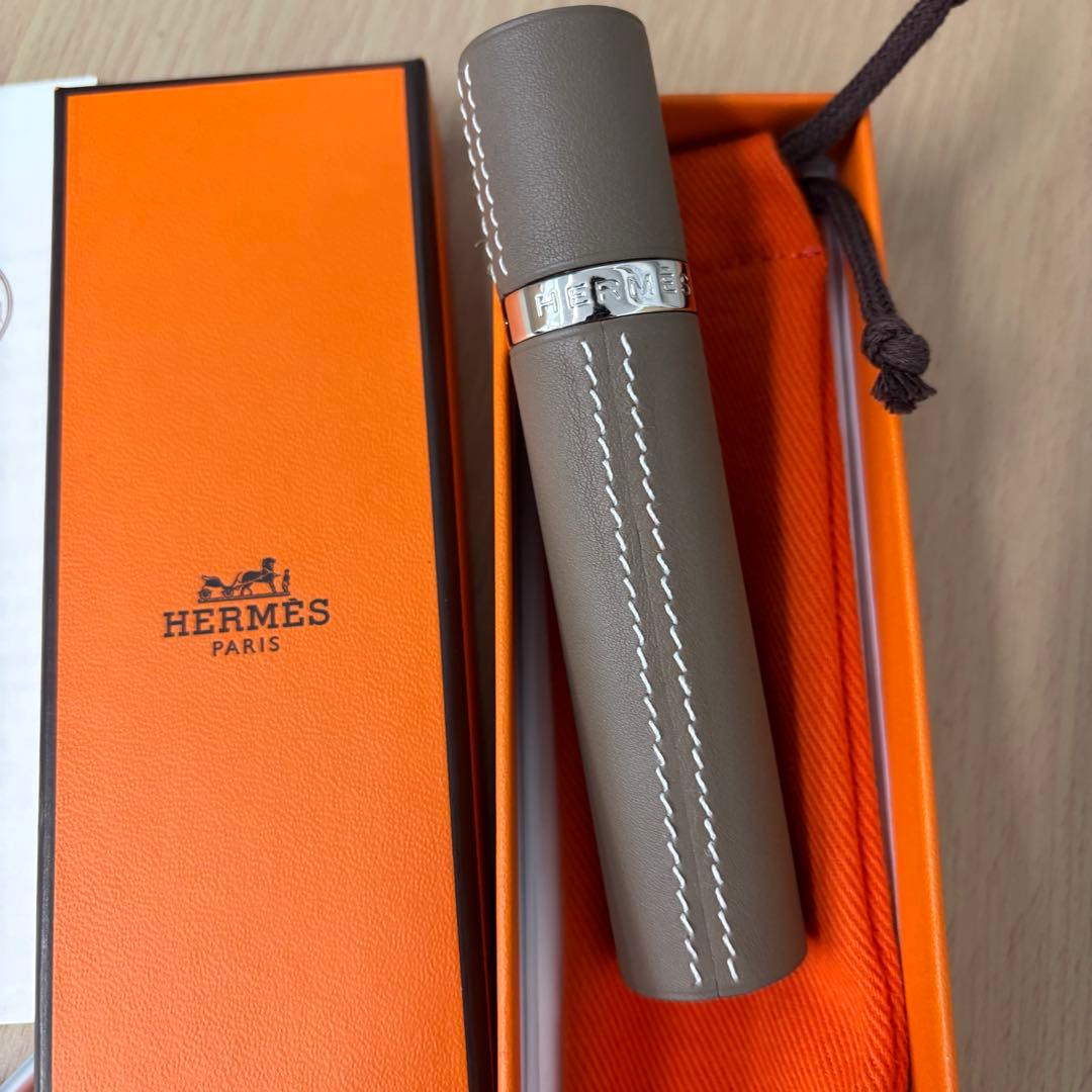 【未使用保管品】HERMES エルメス アトマイザーレフィラブル ヴォースイフト