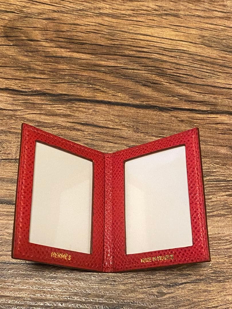 HERMES エルメス 赤 レザー フォトフレーム