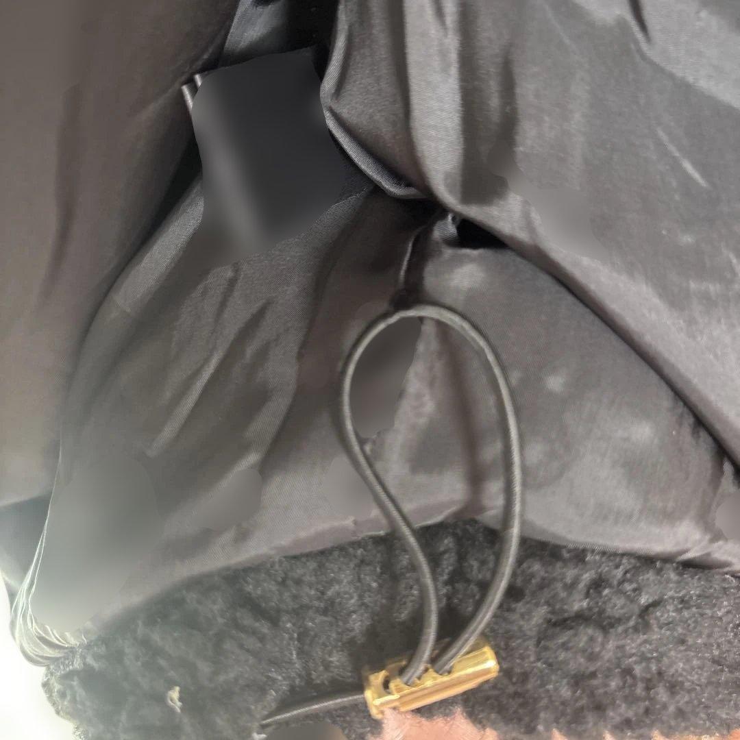 未使用！カレンソロジー　ボアフーディーベスト