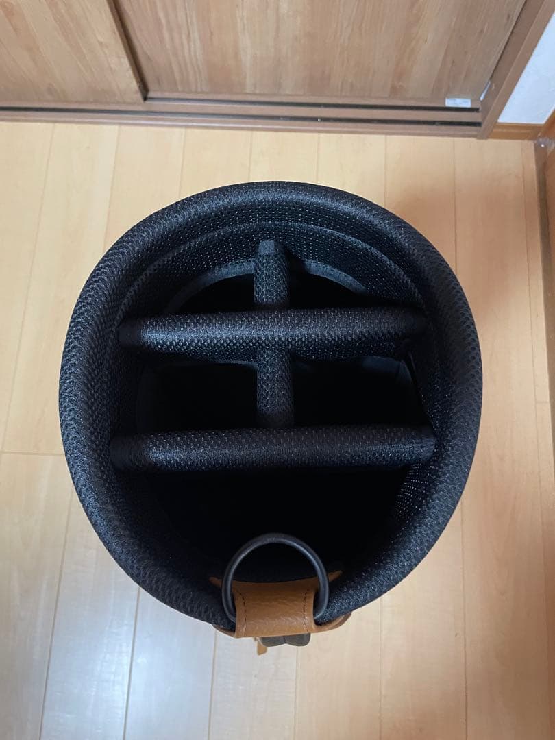 WAAC Bucket Waacky 9 型キャディバッグ　キャスター付き