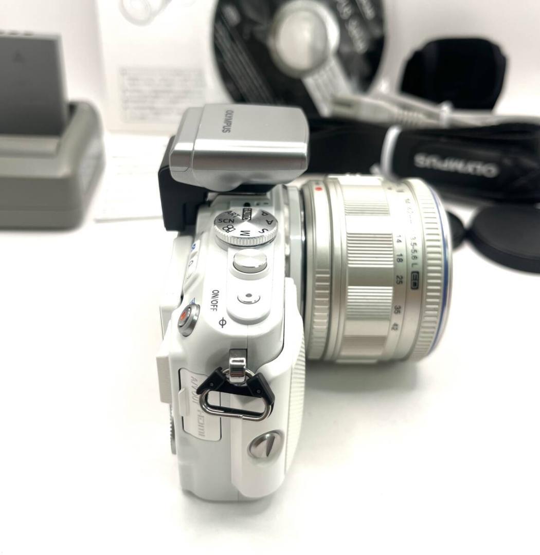 オリンパス E-PL6 ホワイト レンズセット#508293