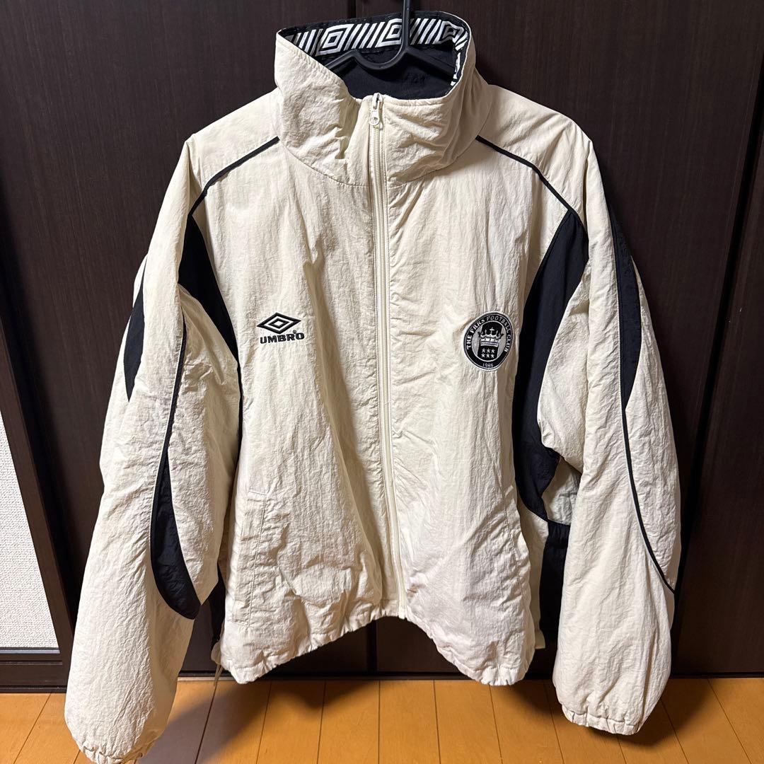 UMBRO ジップアップジャケット ホワイト/ブラック