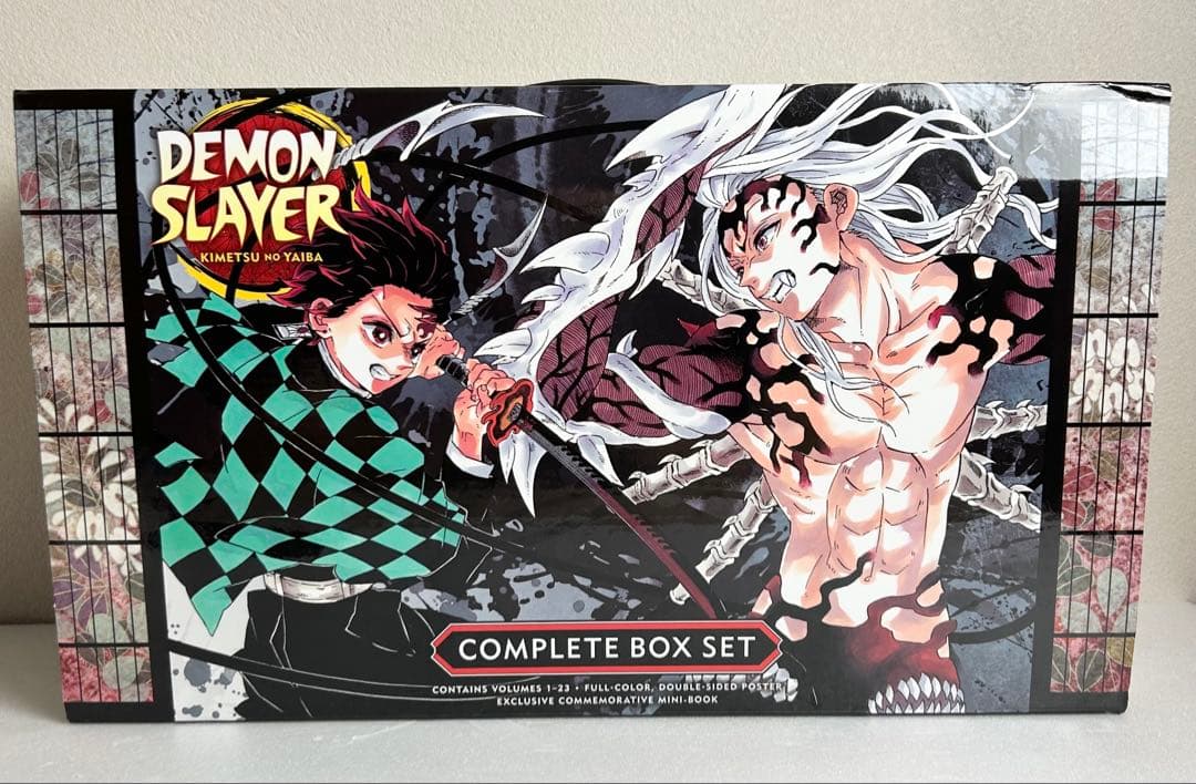 【英語版】鬼滅の刃　全巻セット　DEMON SLAYER コンプリートBOX