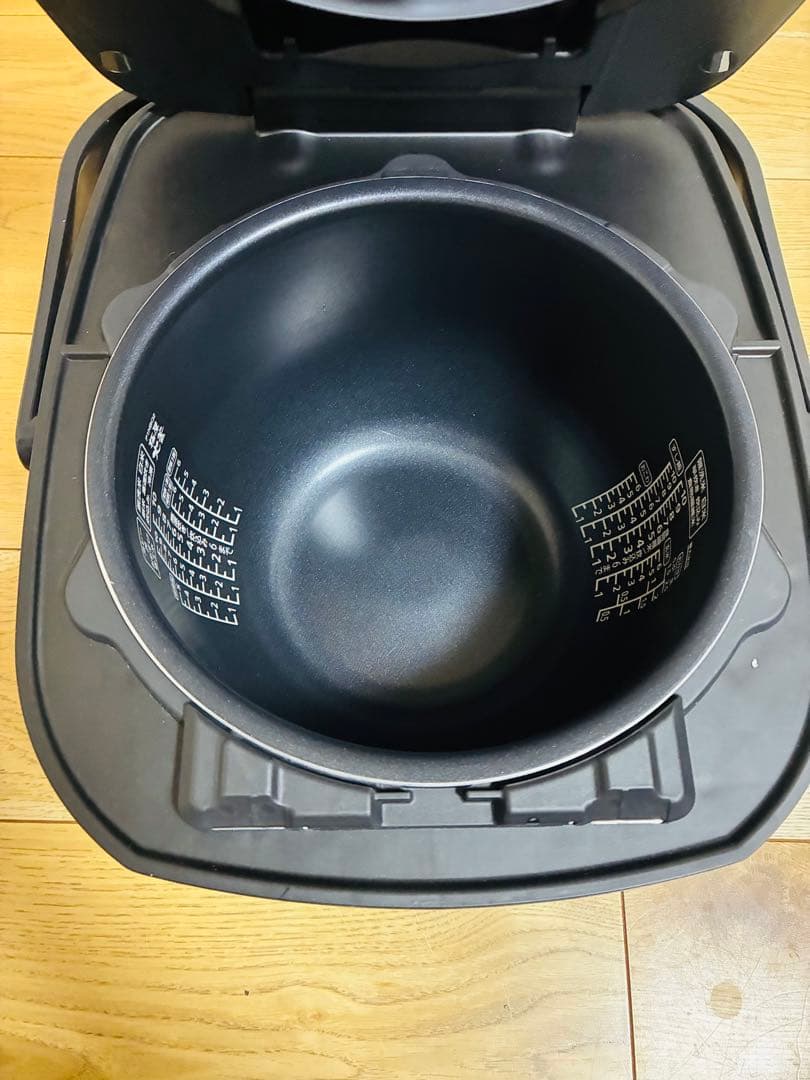 アイリスオーヤマ　圧力IHジャー炊飯器10合 RC-PD10-B 2022年製