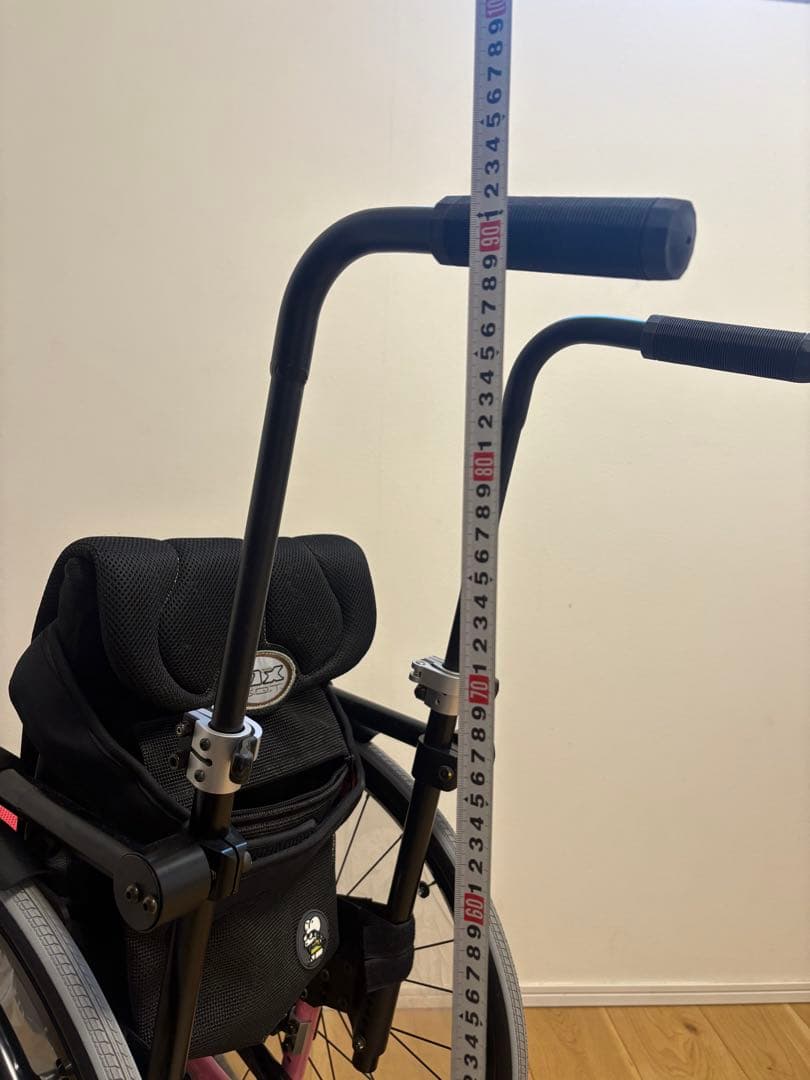 自走兼介護用車椅子 児童用　miniNeo