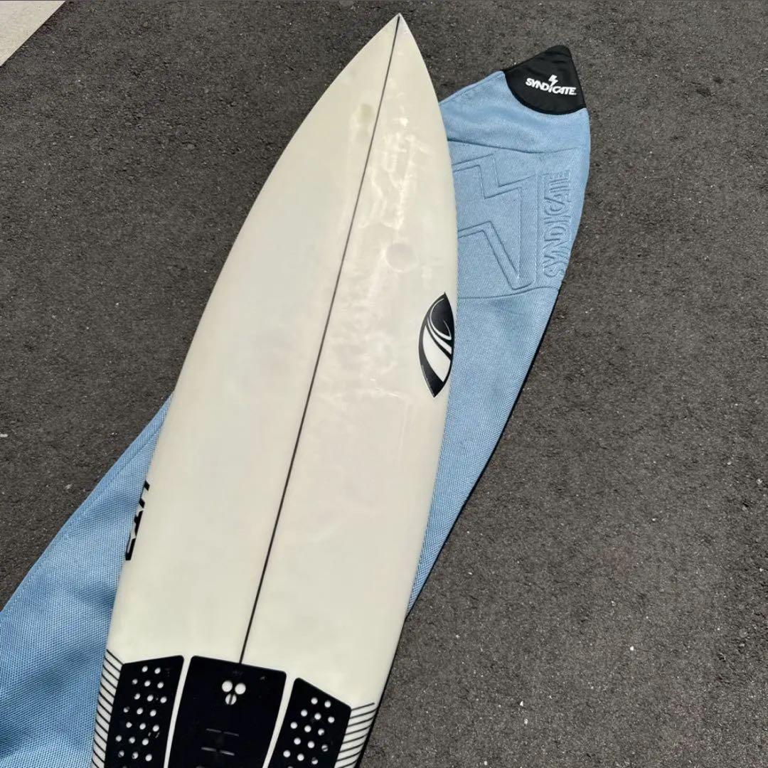 SHARP EYE シャープアイ サーフボード HT2 5′9 　ケース付き