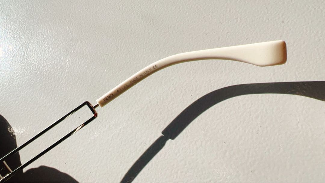 【大幅値下げ中】FENDI モノグラムパイロットサングラス