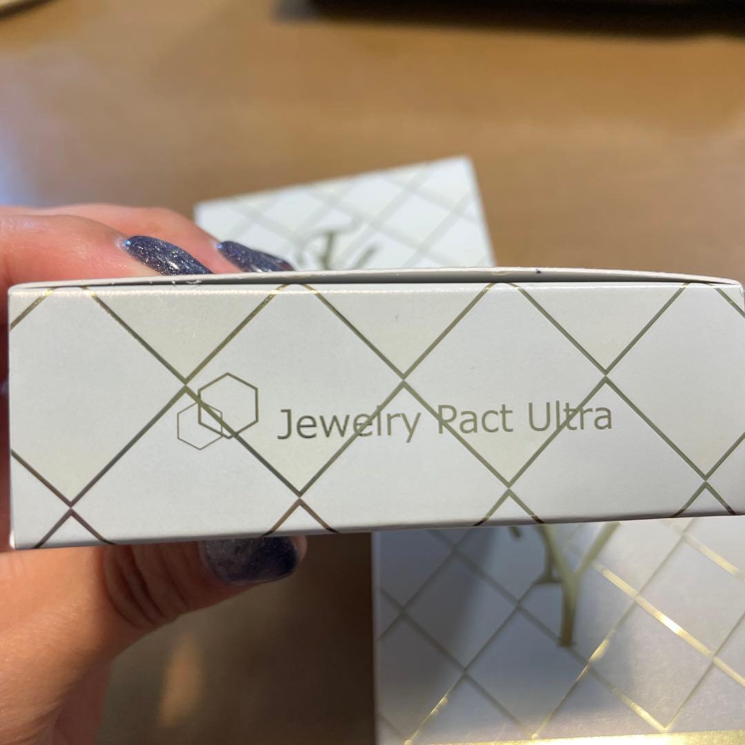 エステファクト ジュエリーパクトファンデーション レフィル3個セット