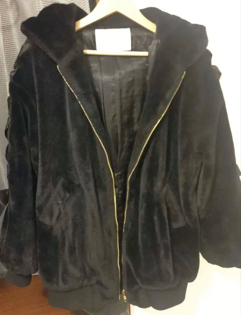 【とりっぴ】LIZ LISA うさみみフードファーブルゾン ブラック