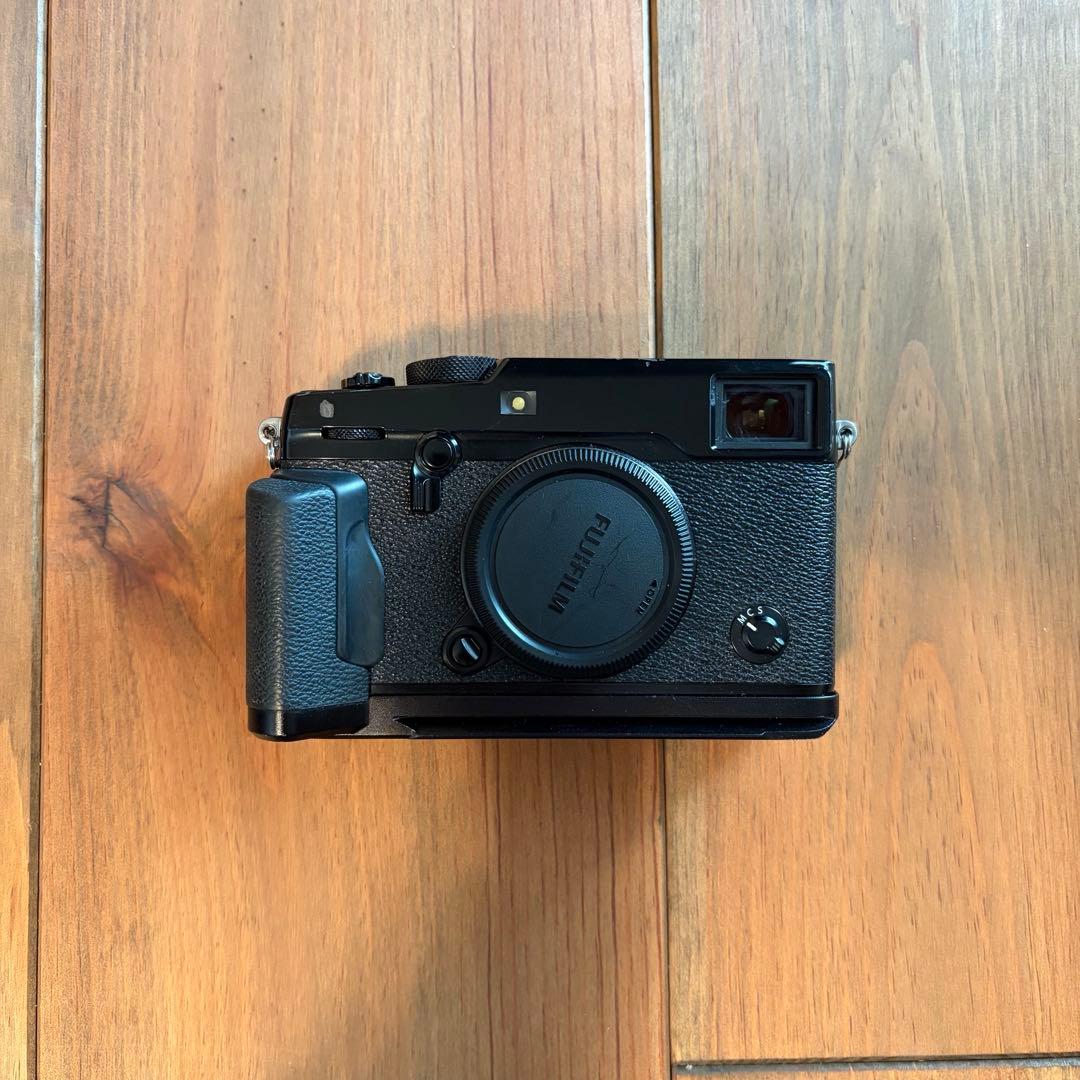 【しましま】FUJIFILM xpro2 本体　【オールドレンズ付き】