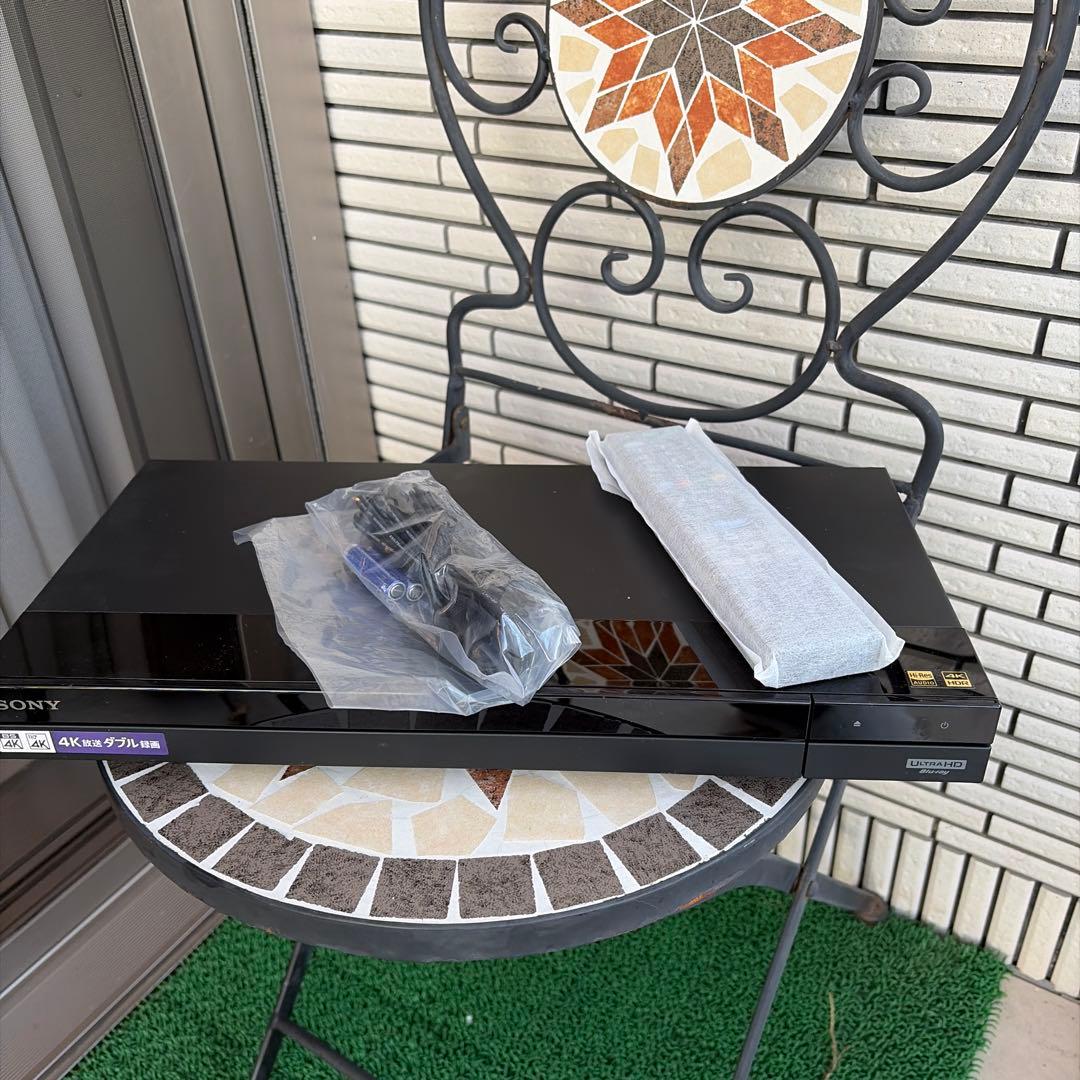 SONY 4K ＦBT2000ブルーレイレコーダー