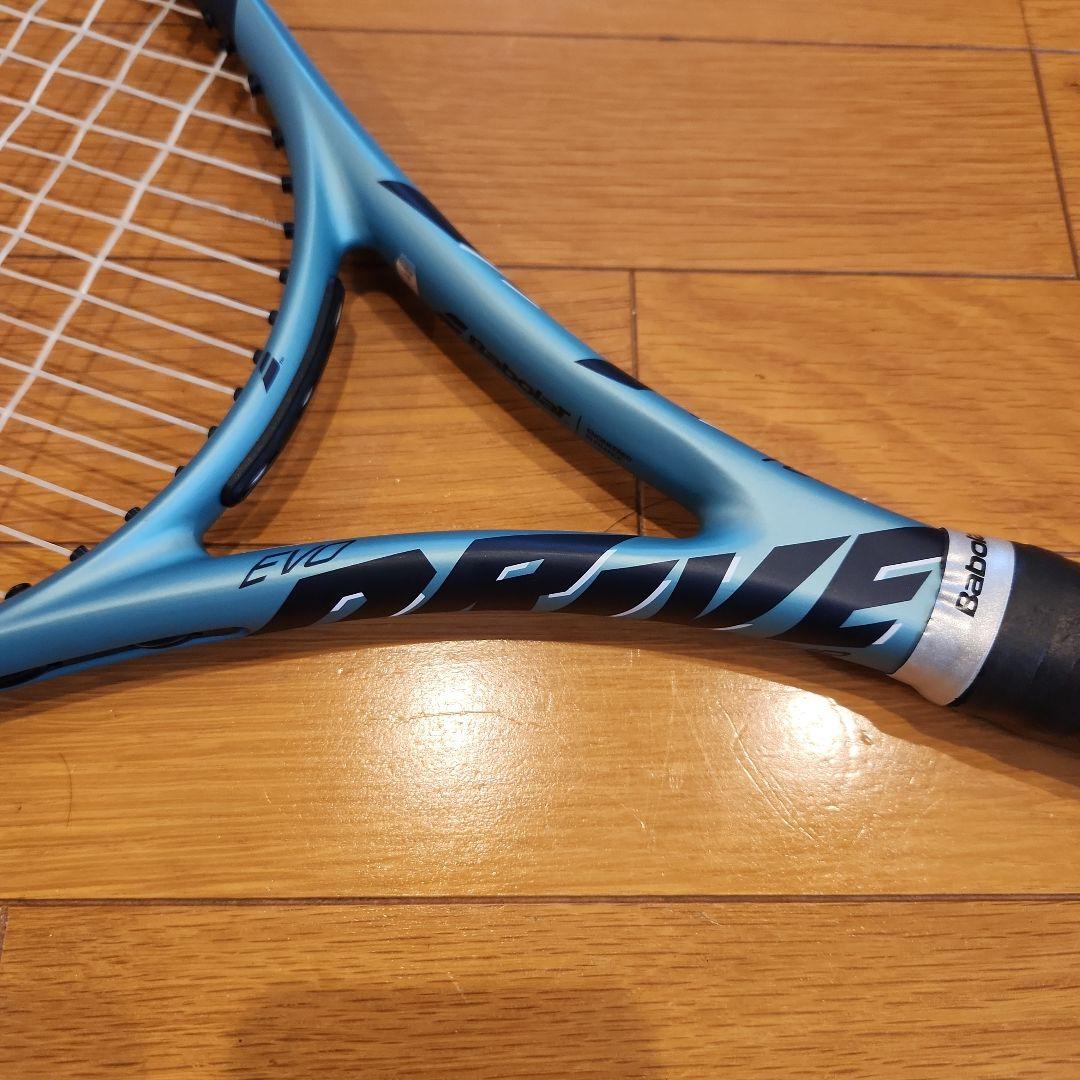 バボラテニスラケット　エボドライブツアー