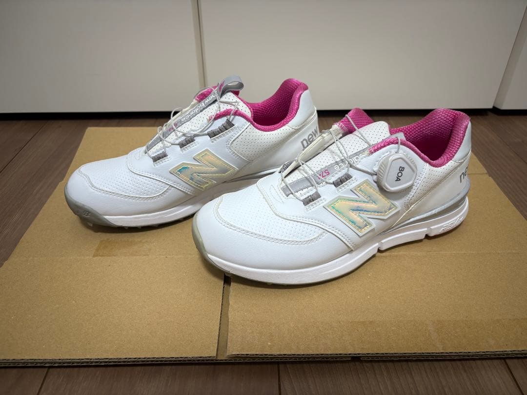 New Balance ゴルフシューズ ホワイト/ピンク