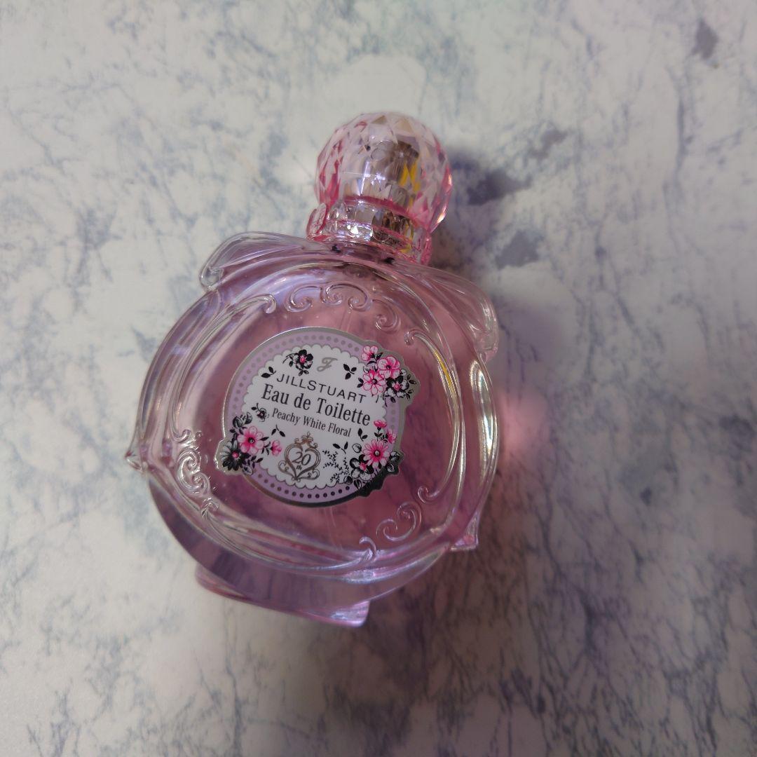 JILL STUART ピーチーホワイトフローラル　オードトワレ 50ml